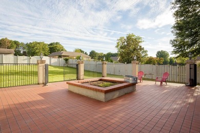 Welcome to your dream home! This beautiful 4 bedroom, 3 bathroom - photo 38