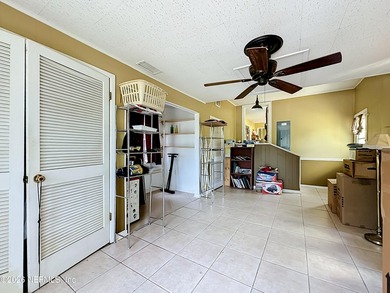 Welcome to this beautifully maintained all-brick home in the - photo 43