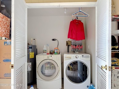 Welcome to this beautifully maintained all-brick home in the - photo 44