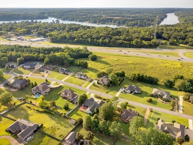 Welcome to your dream home! This beautiful 4 bedroom, 3 bathroom - photo 45