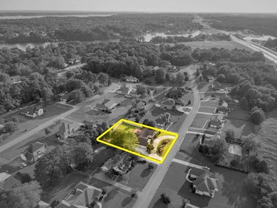Welcome to your dream home! This beautiful 4 bedroom, 3 bathroom - photo 48
