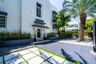 960 Jefferson Avenue is a fully renovated, 12-unit boutique - photo 2