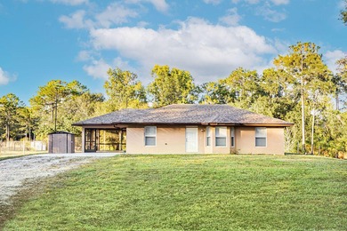 (private lake, pond, creek) Home For Sale in Loxahatchee Florida