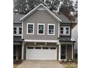 Lake Norman Townhome/Townhouse Sale Pending in Cornelius North Carolina