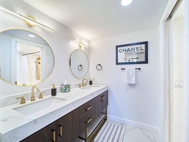 Sophisticated, elevated, and fully reimagined, this 2-bedroom - photo 21