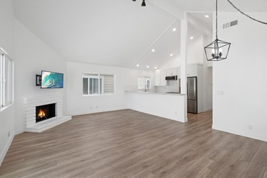 Welcome to your Dream Coastal Investment! This beautifully - photo 2
