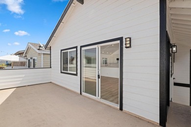 Welcome to your Dream Coastal Investment! This beautifully - photo 7