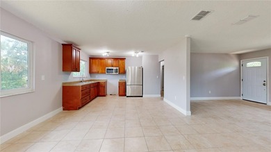 Welcome to your new Home! This home features new paint inside - photo 6