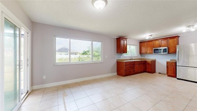 Welcome to your new Home! This home features new paint inside - photo 9