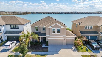 Lake Palatlakaha Home For Sale in Groveland Florida