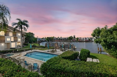 Discover the best of coastal living in this 2BR/2.5BA townhome - photo 2