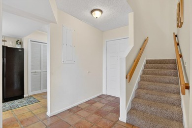 Discover the best of coastal living in this 2BR/2.5BA townhome - photo 6