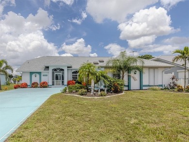 Look No Further! This Deep Creek pool home has city water and - photo 1