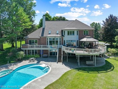 Lake Home For Sale in Clarkston, Michigan