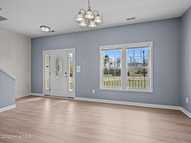 Welcome home to a place where comfort, flexibility, and everyday - photo 3