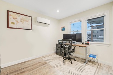 Welcome to this beautifully renovated 4-bedroom, 2-bath - photo 19