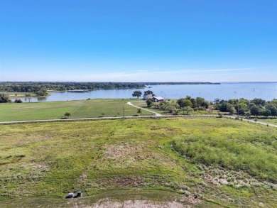 Lake Lot For Sale in Corsicana, Texas