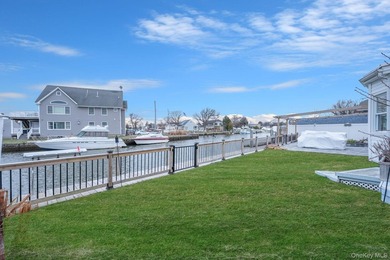 Welcome to this beautifully renovated 4-bedroom, 2-bath - photo 29