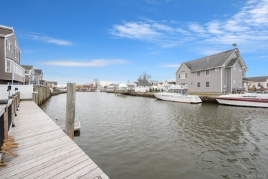 Welcome to this beautifully renovated 4-bedroom, 2-bath - photo 30