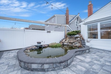 Welcome to this beautifully renovated 4-bedroom, 2-bath - photo 32