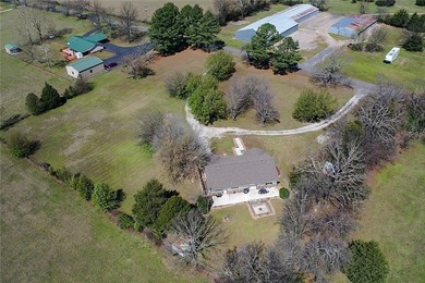 This is a great time of year to put a lake house under contract! - photo 43