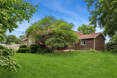 Discover an exceptional commercial opportunity with this - photo 3