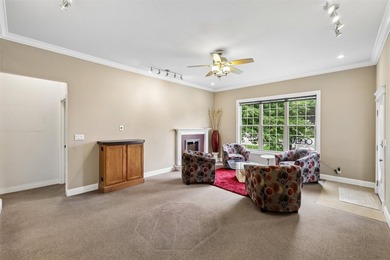 Discover an exceptional commercial opportunity with this - photo 5