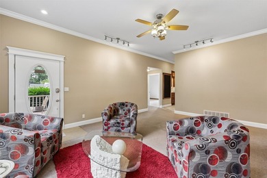 Discover an exceptional commercial opportunity with this - photo 7