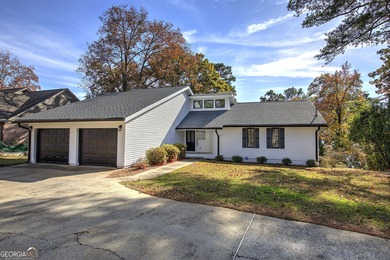 Lake Home For Sale in Leesburg, Alabama