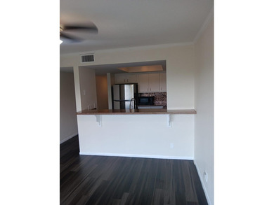 Great location and schools. 2 bedrooms & 2.5 half bathroom - photo 13