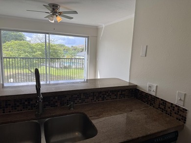 Great location and schools. 2 bedrooms & 2.5 half bathroom - photo 15