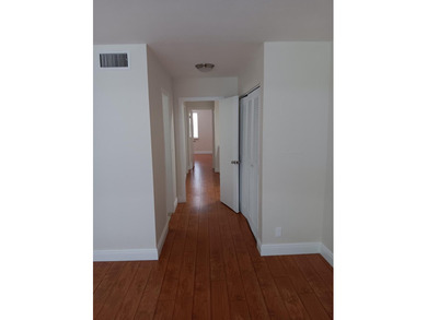 Great location and schools. 2 bedrooms & 2.5 half bathroom - photo 22