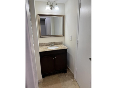 Great location and schools. 2 bedrooms & 2.5 half bathroom - photo 30