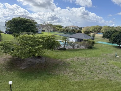Great location and schools. 2 bedrooms & 2.5 half bathroom - photo 37