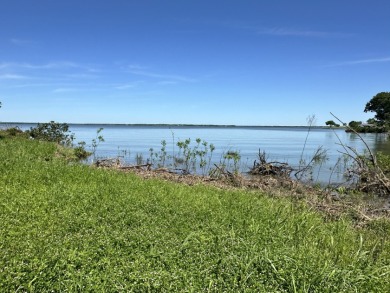 Over an Acre of Waterfront Land to Build Your Dream Home On! - Lake Lot For Sale in Streetman, Texas