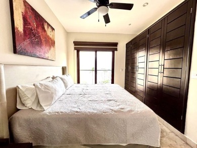 Superb beachfront apartment in Playa del Carmen, offering