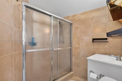 Beautiful and bright 2BD/2BA South Beach condo in a prime