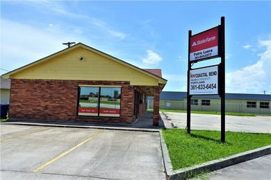Perfectly situated on US Highway 181 in fast growing Portland - photo 8