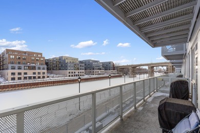 (private lake, pond, creek) Condo For Sale in Milwaukee Wisconsin