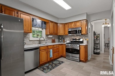 Enjoy lake living on this gorgeous 1.63 acre lot! This - photo 6