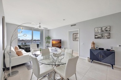 Live, vacation, or invest at Tiffany House, one of Fort - photo 5