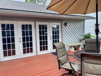 Well cared for 2 story colonial style home in the non HOA - photo 5