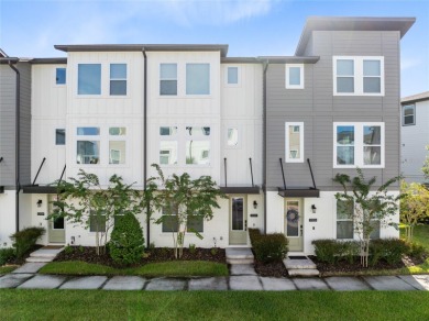 (private lake, pond, creek) Townhome/Townhouse For Sale in Orlando Florida