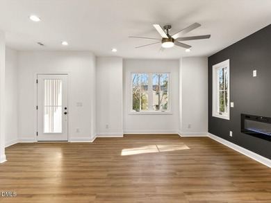 Price reduced for quick sale! Fabulous newly constructed home in - photo 6