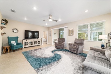 PREMIUM LOT: Welcome to this beautifully maintained Orchid model - photo 12