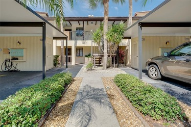 This inviting turnkey residence offers a spacious, open floor - photo 1