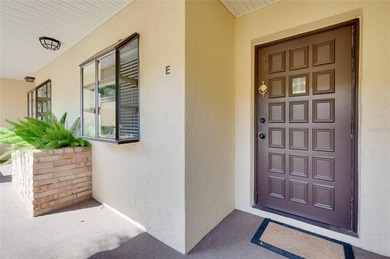 This inviting turnkey residence offers a spacious, open floor - photo 6
