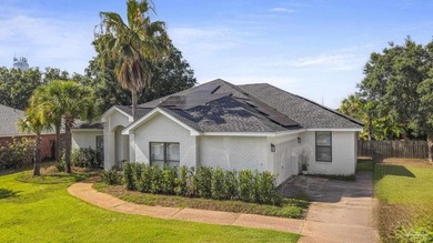 (PAID OFF SOLAR PANELS :)- Immaculate custom built home in - photo 29