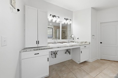 (PAID OFF SOLAR PANELS :)- Immaculate custom built home in - photo 39