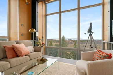 The nationally acclaimed Chameleon House. Designed by renowned - photo 10